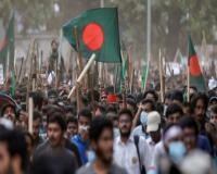 बांग्लादेश में सरकारी नौकरियों में आरक्षण के खिलाफ प्रदर्शन, कर्फ्यू के बावजूद बढ़ी मृतकों की संख्या 