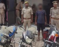 गोंडा: पुलिस के हत्थे चढ़ा ऑटो लिफ्टर नूर आलम, चोरी के तीन बाइक बरामद