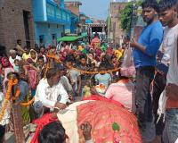 कासगंज: गाय के लिए इतना प्यार...मौत पर रोया पूरा गांव, निकाली शव यात्रा