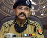 सुल्तानपुर ज्वैलरी शॉप डकैती मामले में DGP ने की प्रेस कांफ्रेंस, बोले- पुलिस ने साक्ष्यों के आधार पर ही की है निष्पक्ष कार्रवाई