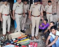 Kannauj News: नकली सबमर्सिबल पंप फैक्ट्री का भंडाफोड़...पुलिस ने चार आरोपियों को किया गिरफ्तार, ये माल हुआ बरामद