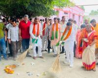 रक्तदान व स्वच्छता अभियान से हुई सेवा पखवाड़ा की शुरुआत