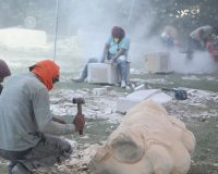 पत्थरों पर दिखी अनोखी आकृतियां, कलाकारों ने अपनी भावनाओं को पत्थर पर तराशा