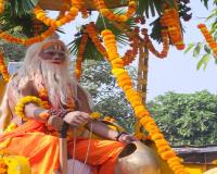 Maharishi Valmiki Jayanti: बाराबंकी में धूमधाम से निकली शोभायात्रा, हवन पूजन के साथ हुआ भंडारा