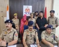 मुरादाबाद पुलिस को मिली बड़ी सफलता, 45 लाख रुपये की अफीम के साथ महिला गिरफ्तार...झारखण्ड से लुधियाना जा रही थी