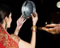 Karva Chauth 2024: इस अद्भुत संयोग में मनाया जायेगा करवा चौथ का पर्व, यहां पढ़ें चंद्रोदय का समय