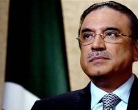 दुबई में विमान से उतरते समय पाकिस्तान के राष्ट्रपति Asif Ali Zardari के पैर की हड्डी टूटी