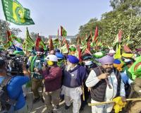 Farmers Protest: किसानों ने शंभू बॉर्डर से दिल्ली की ओर फिर शुरू किया मार्च, हरियाणा पुलिस ने रोका