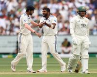 IND vs AUS 4th Test : मेलबर्न में पहला दिन ऑस्ट्रेलिया के नाम, स्कोर 311/6...बुमराह ने झटके 3 विकेट