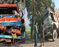 Barabanki Road Accident : आमने-सामने भिड़ंत में ट्रक व डीसीएम के उड़े परखच्चे, सड़क पर फैला आलू