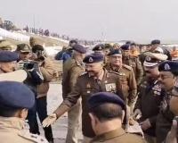 महाकुंभ की अभेद्य सुरक्षा :  उच्च अधिकारियों के साथ समीक्षा बैठक कर DGP ने व्यवस्था का लिया जायजा