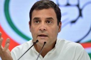 किसानों को पूंजीपतियों का गुलाम बना रहे हैं मोदी: राहुल