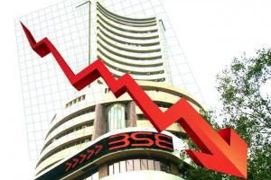 Stock Market: रिकॉर्ड हाई से नीचे आया बाजार, sensex 486 अंक लुढ़का