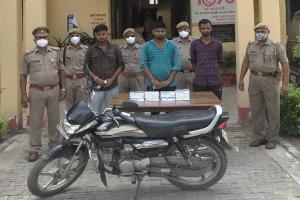 अमेठी: सिंहपुर में लूट के मामले में 3 आरोपियों को पुलिस ने किया गिरफ्तार, 4 एंड्रॉयड फोन जब्त