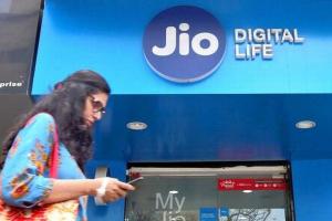 Celebrating 5 Years of Reliance Jio: ब्रॉडबैंड यूजर्स की तादाद 4 गुना बढ़ी, 93 प्रतिशत सस्ता हुआ डेटा