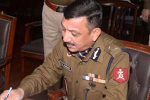 फोन टैपिंग मामले में सीबीआई के निदेशक सुबोध जायसवाल को मुंबई पुलिस ने किया तलब