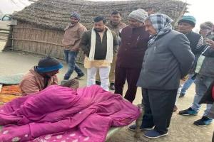 बहराइच: पुत्र गौरव की जीत के लिए घर-घर दस्तक दे रहे सहकारिता मंत्री, पढ़ें…