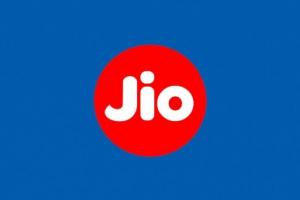 Jio Anniversary Offer: Jio यूजर्स की बल्ले-बल्ले! चुनिंदा रिचार्ज पर मिलेगा 700 रुपये तक का फायदा 