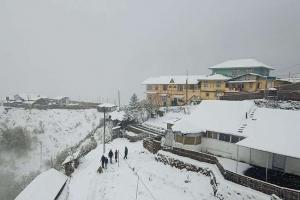 सिक्किम, उत्तरी बंगाल में बर्फबारी