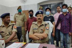 हरदोई: पुलिस के साथ सर्विलांस, स्वाट और एसओजी टीम ने लुटेरों को किया गिरफ्तार