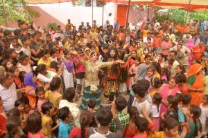 मुरादाबाद : हनुमान जन्मोत्सव पर शहर में निकली शोभायात्रा, जगह-जगह हुआ भंडारे का आयोजन