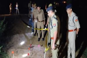 अमरोहा : पुलिस मुठभेड़ में एक लाख का इनामी बदमाश घायल, सिपाही के हाथ में लगी गोली