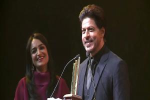 Shah Rukh khan को मिला  Global Icon अवॉर्ड , UAE में किया गया सम्मानित