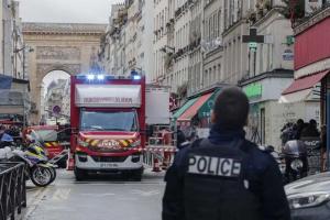 Paris Firing: फ्रांस की राजधानी पेरिस में हुई गोलीबारी, तीन लोगों की मौत, तीन अन्य घायल 