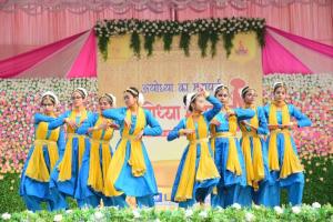 दुरदुरिया व संत पूजन से अयोध्या महोत्सव का हुआ आगाज, कलाकारों ने रंगारंग प्रस्तुतियों से मोहा