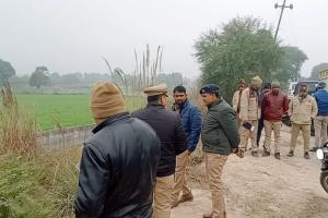 Unnao Murder : गंगाघाट में युवक का अधजला शव मिलने से फैली सनसनी, पुलिस शिनाख्त का कर रही प्रयास