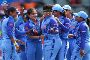 Women's T20 WC : सेमीफाइनल में क्वालीफाई करने के लिए आयरलैंड पर बड़ी जीत दर्ज करने की कोशिश करेगा भारत 