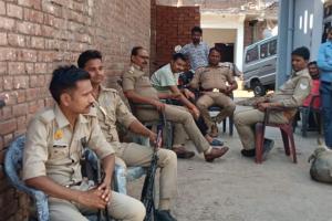 Atiq Ahmed Murder : शूटर सनी के परिजनों की सुरक्षा में इतने पुलिसकर्मियों की तैनाती,  चर्चाओं का बाजार गर्म...