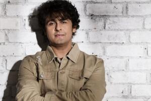 Sonu Nigam: मशहूर गायक सोनू निगम पहुंचे टिहरी, झील में बोटिंग करते हुए उठाया ठंडी हवा का आनंद