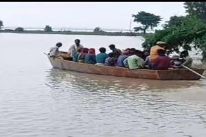 Ayodhya Flood : बाढ़ के कहर से घिरी पूराबाजार की 7 हजार आबादी, परिवारों का पलायन शुरू