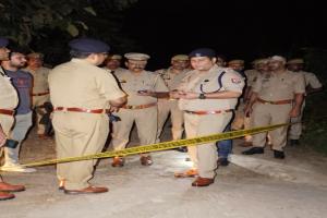 सीतापुर : 25-25 हजार के दो इनामिया बदमाश पुलिस मुठभेड़ में गिरफ्तार