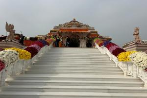 रामोत्सव : बंद किये गए राम मंदिर को जाने वाले सभी रास्ते, पीएम मोदी कुछ ही देर में शुरू करेंगे प्राण प्रतिष्ठा कार्यक्रम