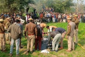 Chitrakoot News: वृद्ध की सिर पर धारदार हथियार से वार कर हत्या... रक्तरंजित शव देख परिजनों के उड़े होश