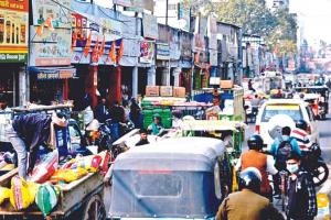 Kanpur: खड़खड़े व ई-रिक्शों से बर्बाद हुई हालसी रोड व नई सड़क; तमाम प्रयासों के बाद भी रोजाना लगता भीषण जाम... 