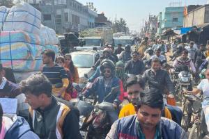 लखीमपुर-खीरी: 35 केंद्रों पर शांतिपूर्ण परीक्षा, पहली पाली का पेपर छूटा तो सड़कों पर लगा जाम