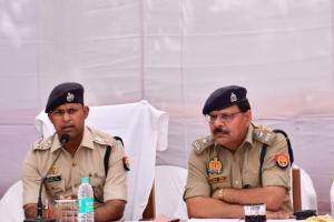 गोंडा-सिद्धार्थनगर और कुशीनगर में मतदान संपन्न कराएगी खीरी पुलिस, 2805 पुलिसकर्मी रवाना