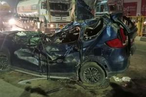 हापुड़ में भीषण सड़क हादसा: ट्रक से टकराई कार, छह लोगों की दर्दनाक मौत, एक गंभीर