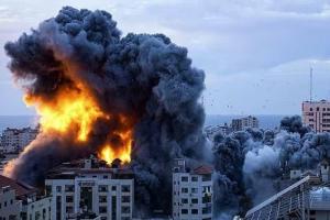Israel–Hamas war : इजरायली हवाई हमले में 10 फिलिस्तीनियों की मौत, 20 अन्य घायल
