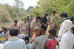 Auraiya: बेटी के घर रह रहे वृद्ध का अरिंद नदी किनारे मिला शव...परिजनों में मची चीख-पुकार, जांच में जुटी पुलिस