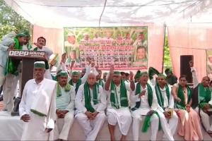 अयोध्या: किसानों की समस्याओं को लेकर भाकियू ने किया प्रदर्शन