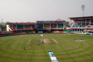 Kanpur: क्रिकेट टेस्ट मैच तो मिला पर ग्रीनपार्क में देख पाएंगे केवल 15 हजार दर्शक...वनडे मैचों पर अभी संकट बरकरार 