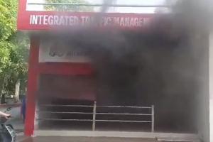 Kanpur Fire: यातायात विभाग के ऑफिस में लगी आग...दमकल कर्मियों ने कड़ी मशक्कत कर पाया काबू, कोई जनहानि नहीं