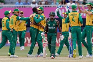  T20 World Cup 2024 : क्लासेन और गेंदबाजों ने दक्षिण अफ्रीका को बांग्लादेश पर चार रन की दिलाई जीत 