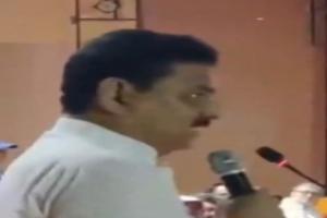 Video: मंच पर सामने आया पूर्व मंत्री नारद राय का दर्द, लगाया आरोप-BJP कार्यकर्ताओं की सुनता ही नहीं है प्रशासन