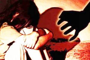 शर्मनाक : दलित युवती को घर में बंधक बनाकर दो दिन तक दुष्कर्म, एसपी से की शिकायत