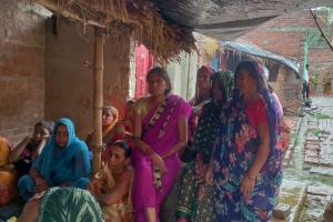 शाहजहांपुर: हाथरस के सत्संग में भगदड़ से कांट के दो मासूम बच्चों की गई जान